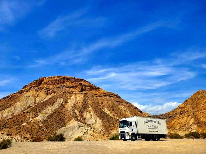 Camion déménagement en déplacement à l'international Montpellier