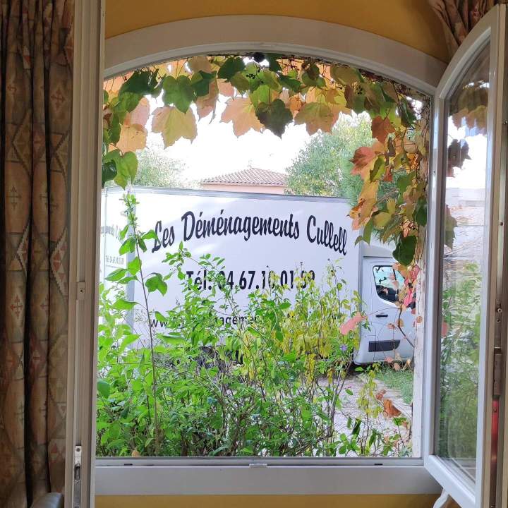 Camion déménageur Montpellier vers Canada